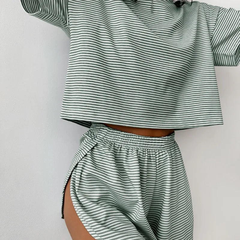 Women's Stripe Pajamas Set Short Sleeve T-Shirt And Shorts Sleepwear 2 Piece Set For Women Home Casual Loose Round Neck Pajamas