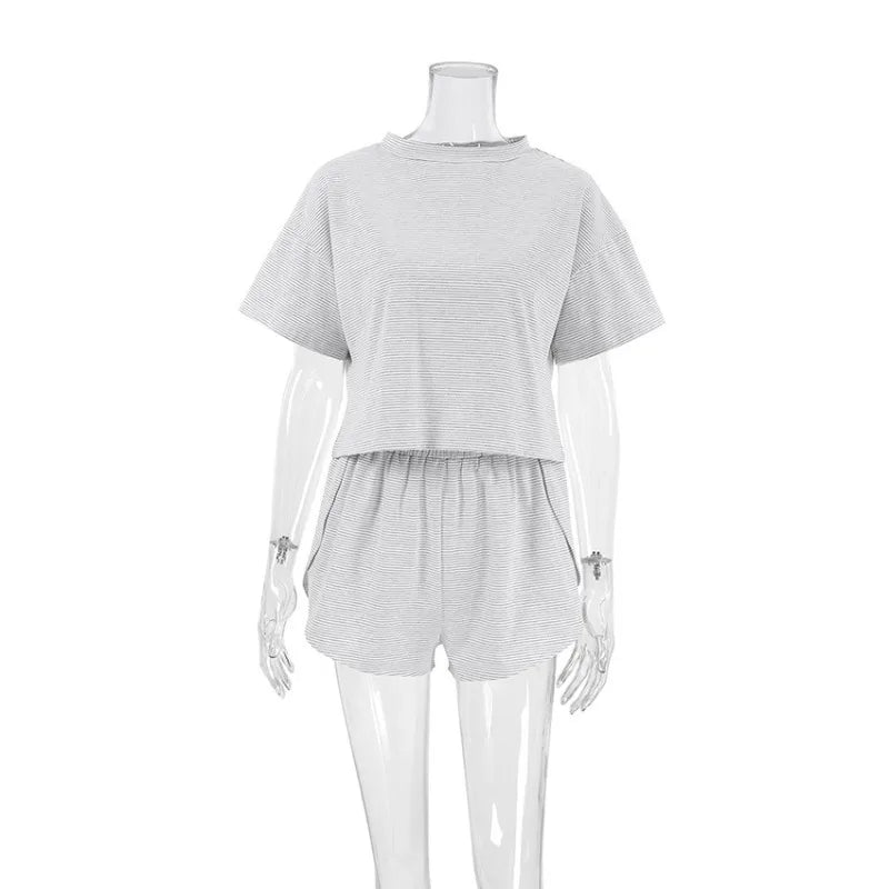 Women's Stripe Pajamas Set Short Sleeve T-Shirt And Shorts Sleepwear 2 Piece Set For Women Home Casual Loose Round Neck Pajamas
