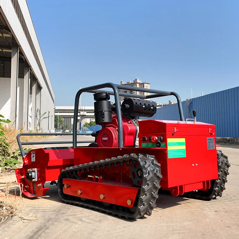 Customized Cordless Yoke Remote Control Self-Propelled All-Terrain Crawler Mower for Efficient Garden Maintenance